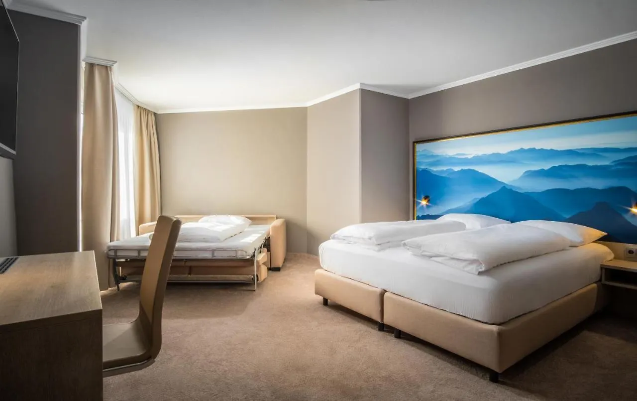 Awa Hotel Munich 4*,  Germany