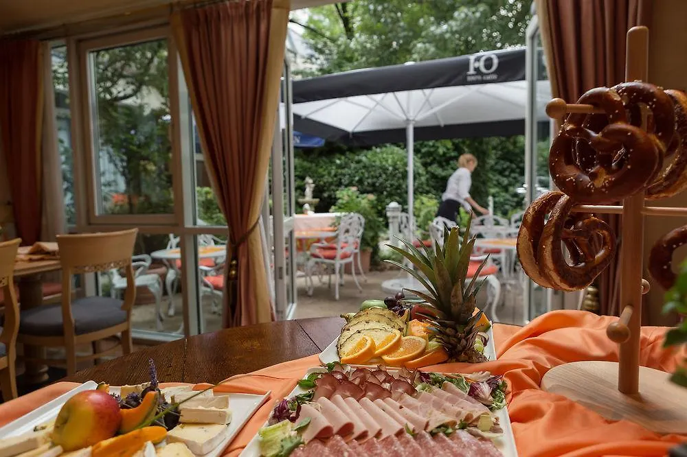 Awa Hotel München