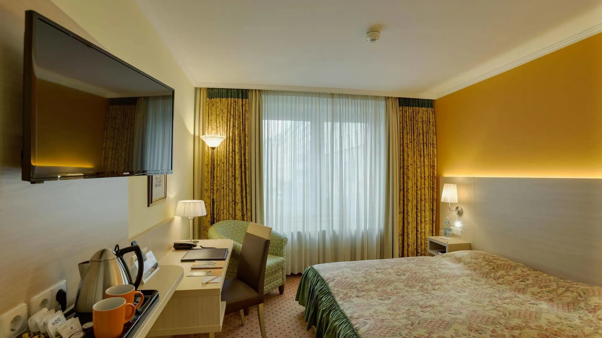 Awa Hotel Munich 4*,
